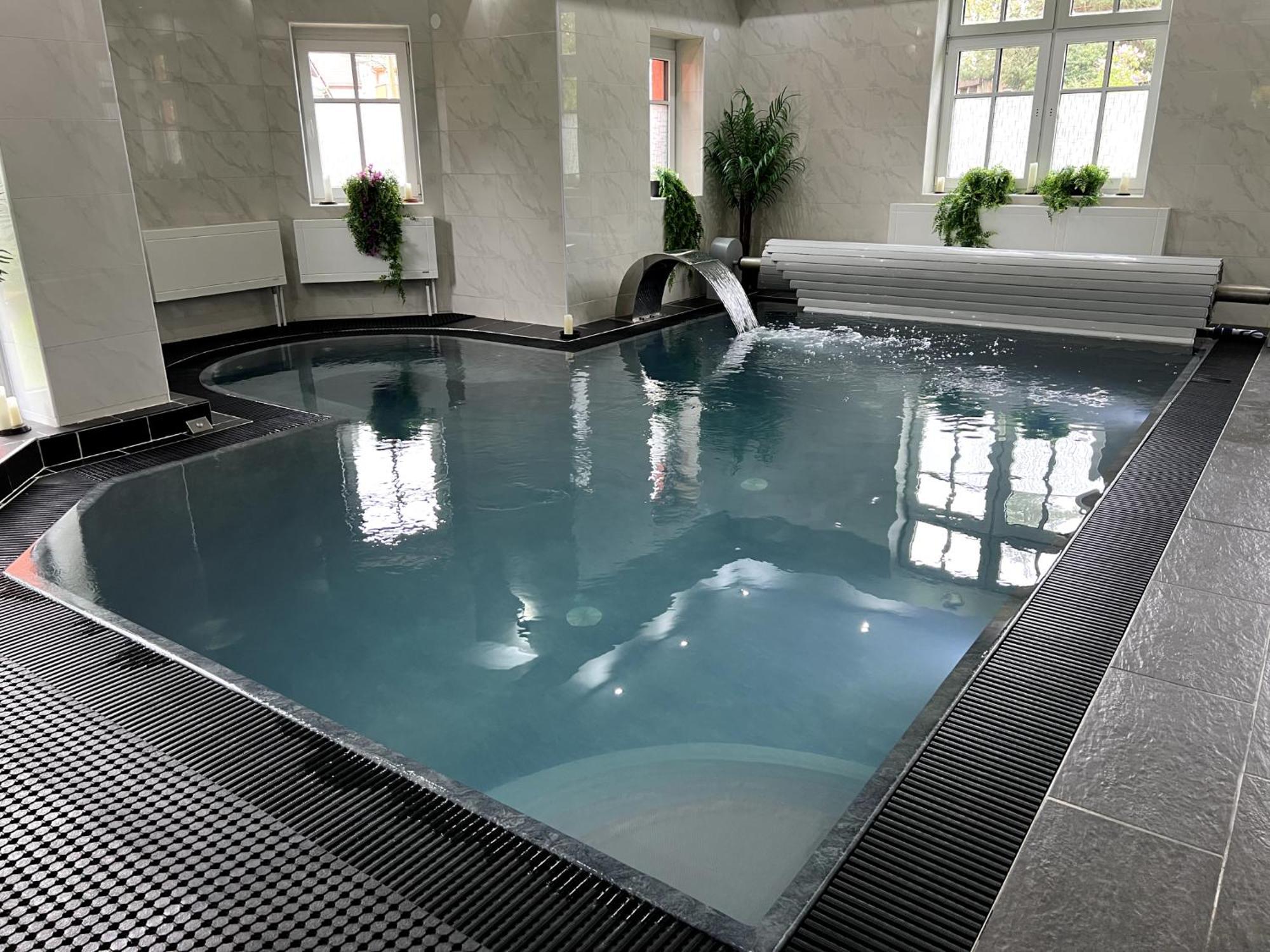 Haus Mit Pool Grossschoenau Exterior photo